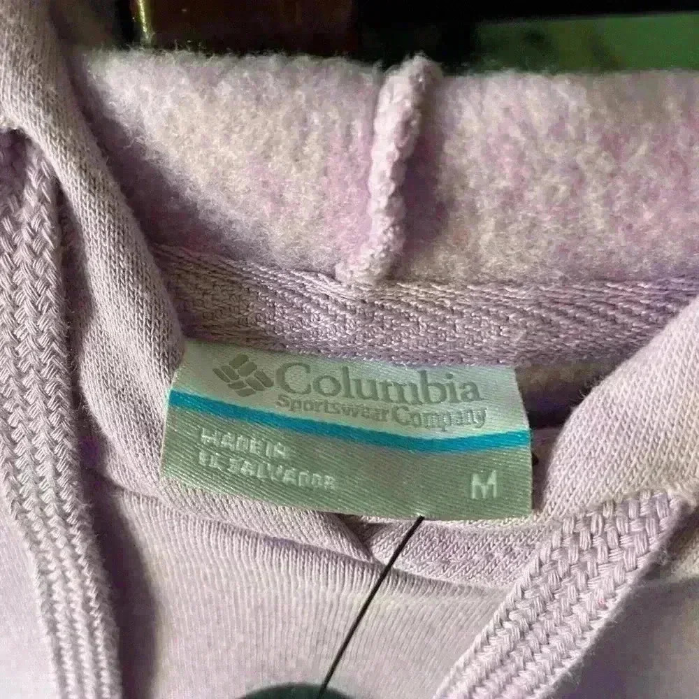 Columbia Sweatshirt - Picture 2 of 3